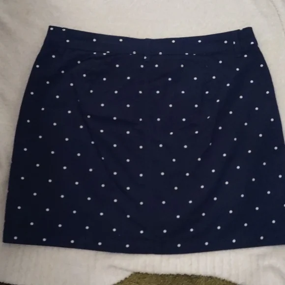Nwot st.johns bay skort size 12 - Picture 2 of 3